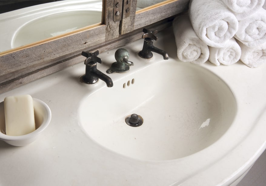 Salvage Bathroom Fixtures