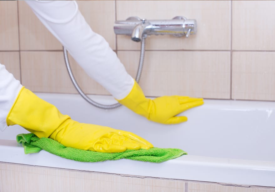 Cleaning Bathtub
