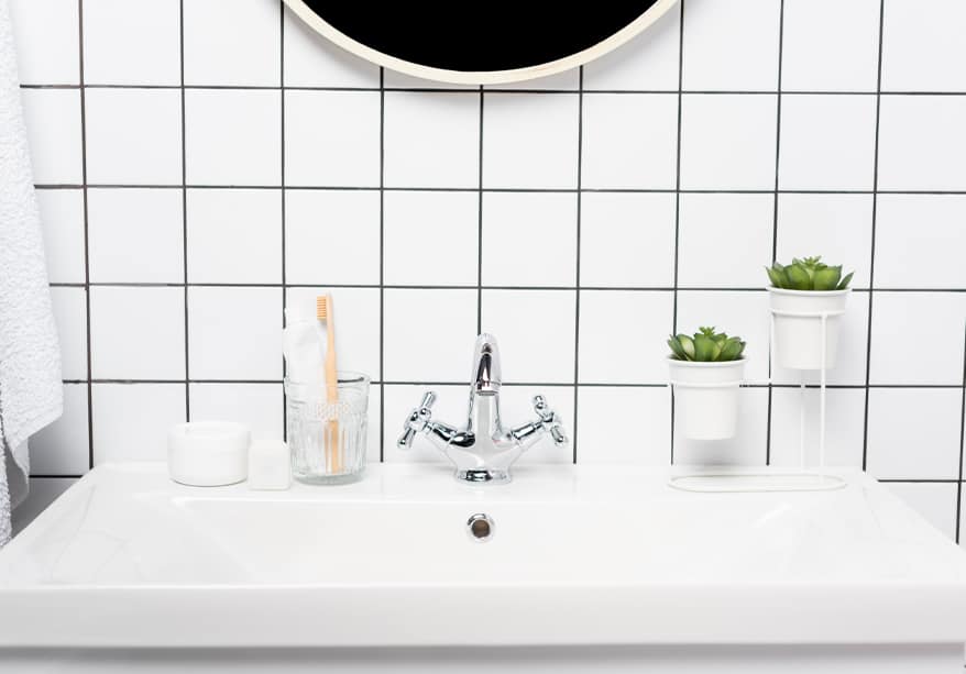 all white bathroom design