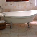 claw foot tub