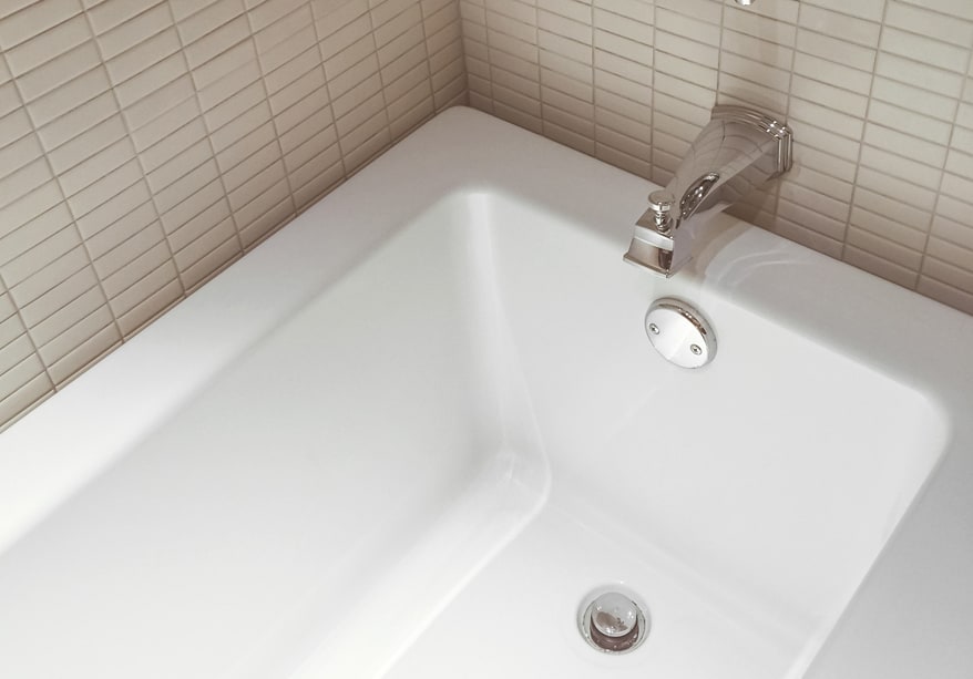 Bathtub Reglazing Last Maryland Tub, Reglazing A Bathtub Pros And Cons